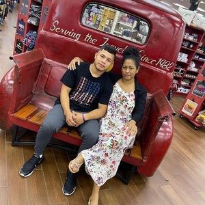 Meet your Posher, Jose